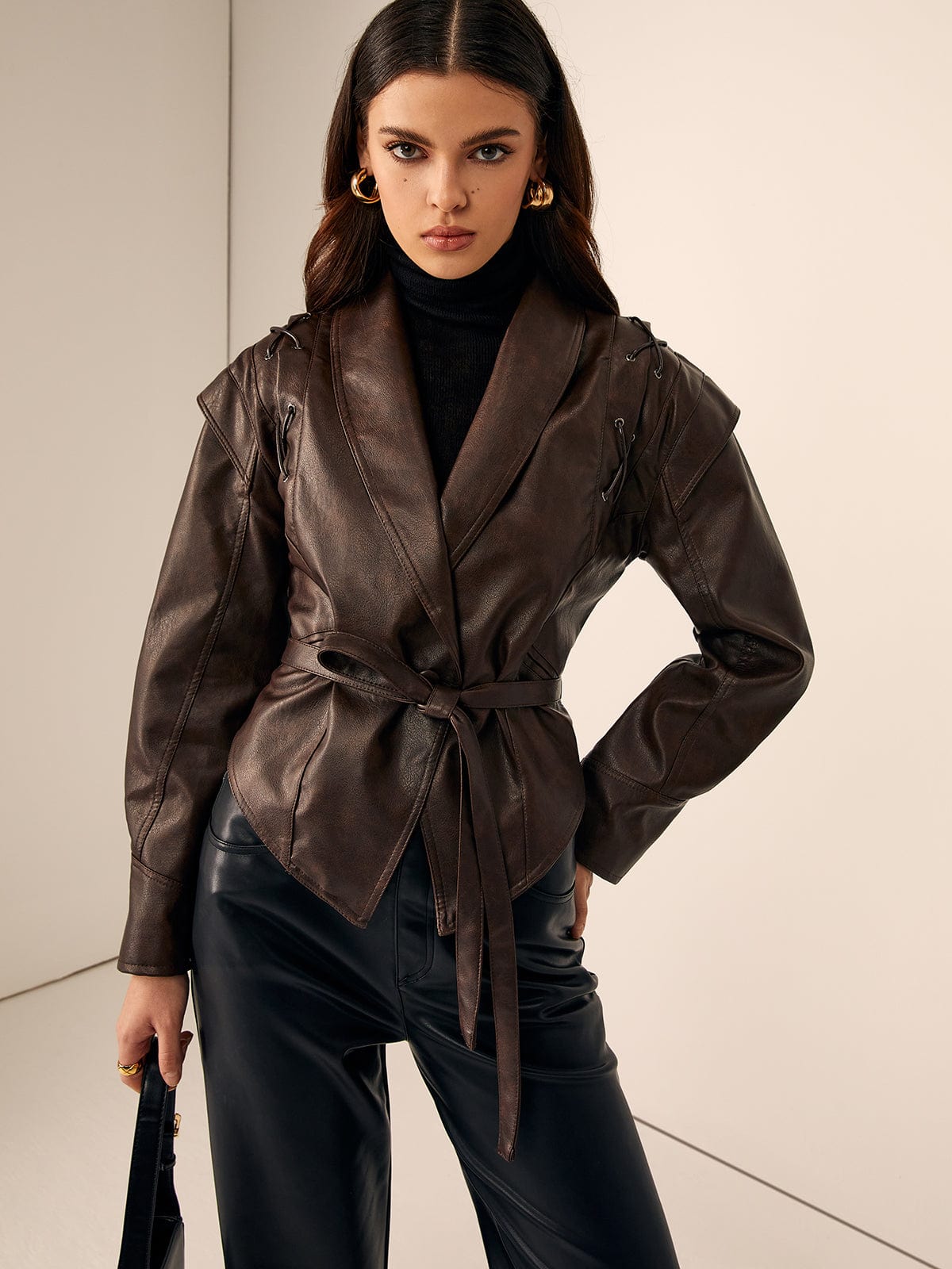 Blazer in Pelle Sagomato con Cintura | Slim con cintura, chic da Ufficio & Sera TIAMUSE Outwear