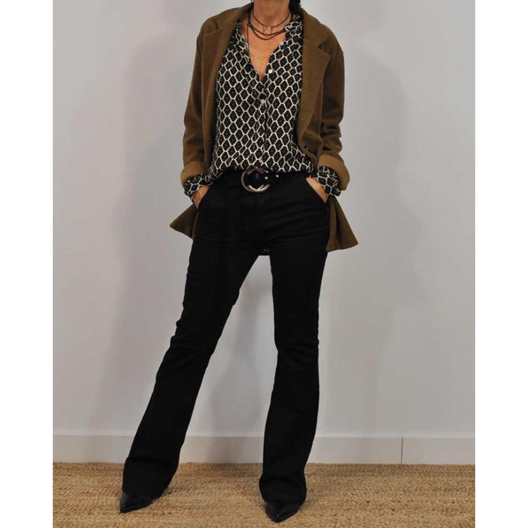 Camicia Donna Blu con Scollo a V | Stampa Chic e Taglio Fluido – Eva TIAMUSE Blusa
