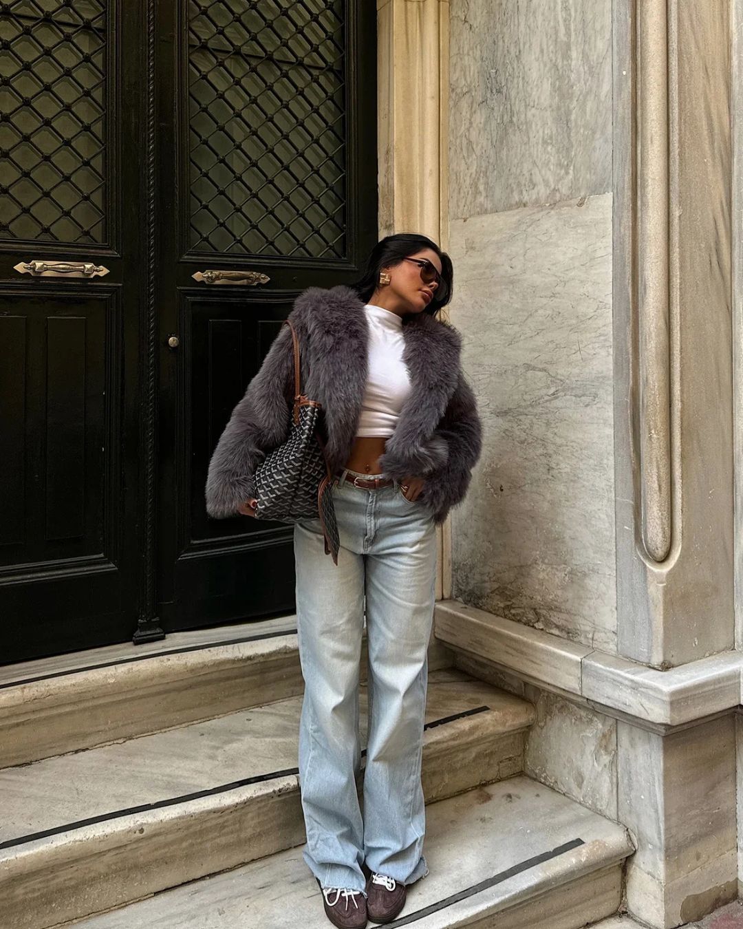 Cappotto Corto in Pelliccia per Donne in Antracite | Nori TIAMUSE Outwear