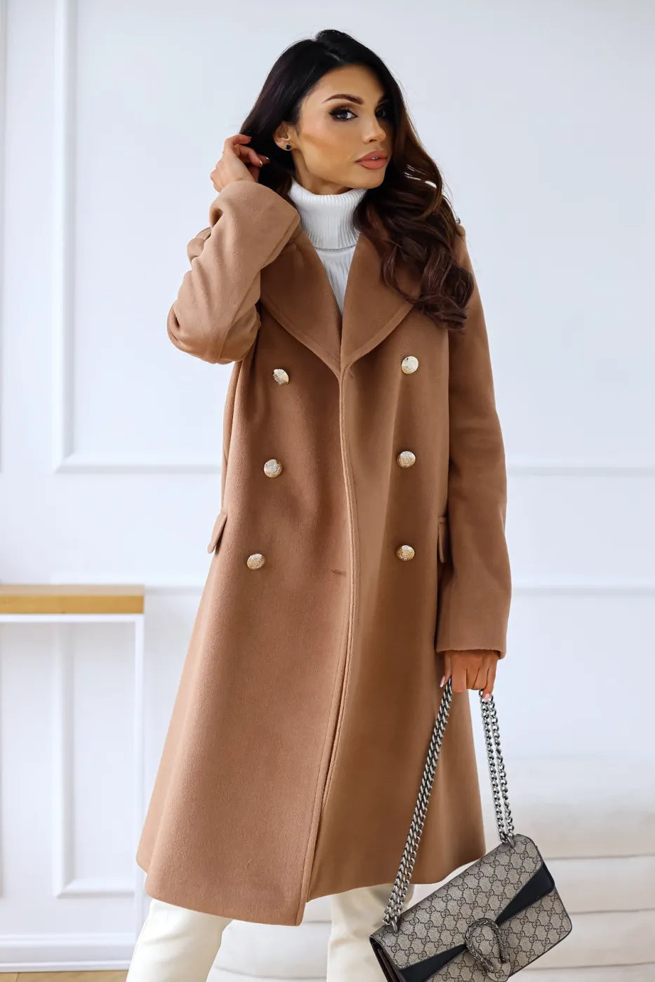 Cappotto Elegante da Donna con Bottoni Dorati | Lionara TIAMUSE Outwear