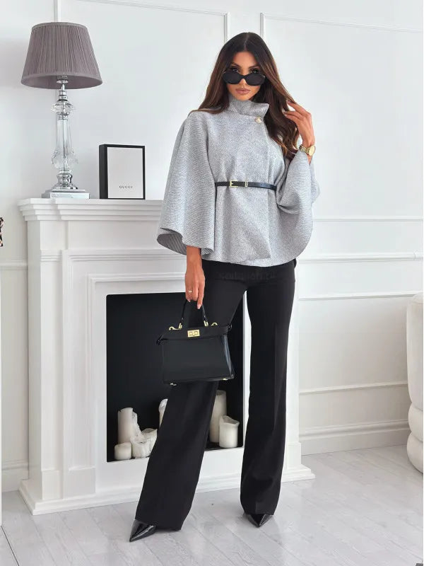 Cappotto Mantella Elegante da Donna con Dettaglio Collo Alto Raffinato | Gabrieli TIAMUSE Outwear