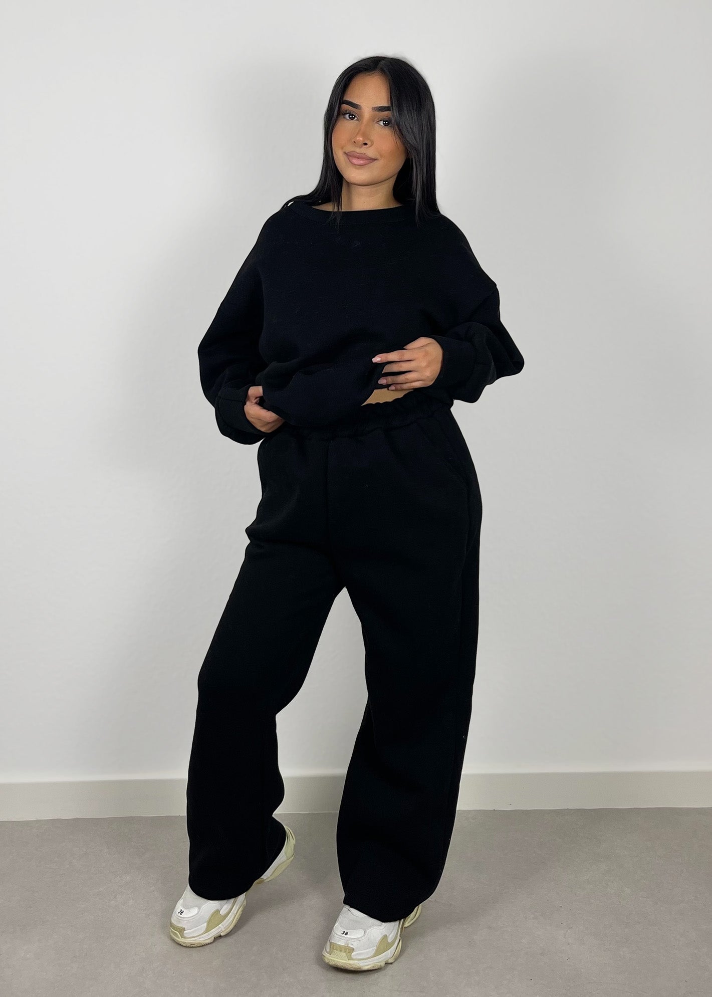 Completo Sportivo Donna alla Moda | Set Attivo Comodo e Trendy 2025 TIAMUSE