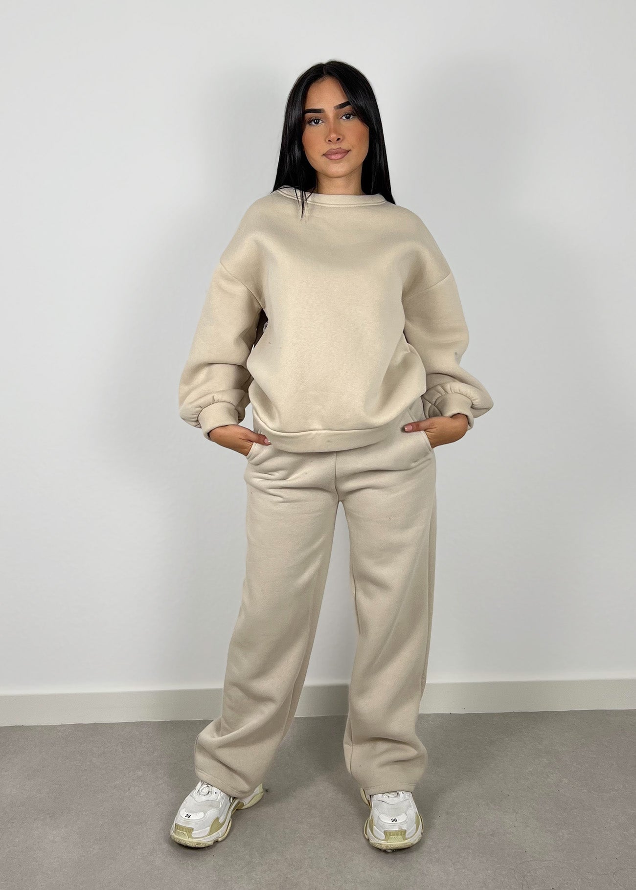 Completo Sportivo Donna alla Moda | Set Attivo Comodo e Trendy 2025 TIAMUSE