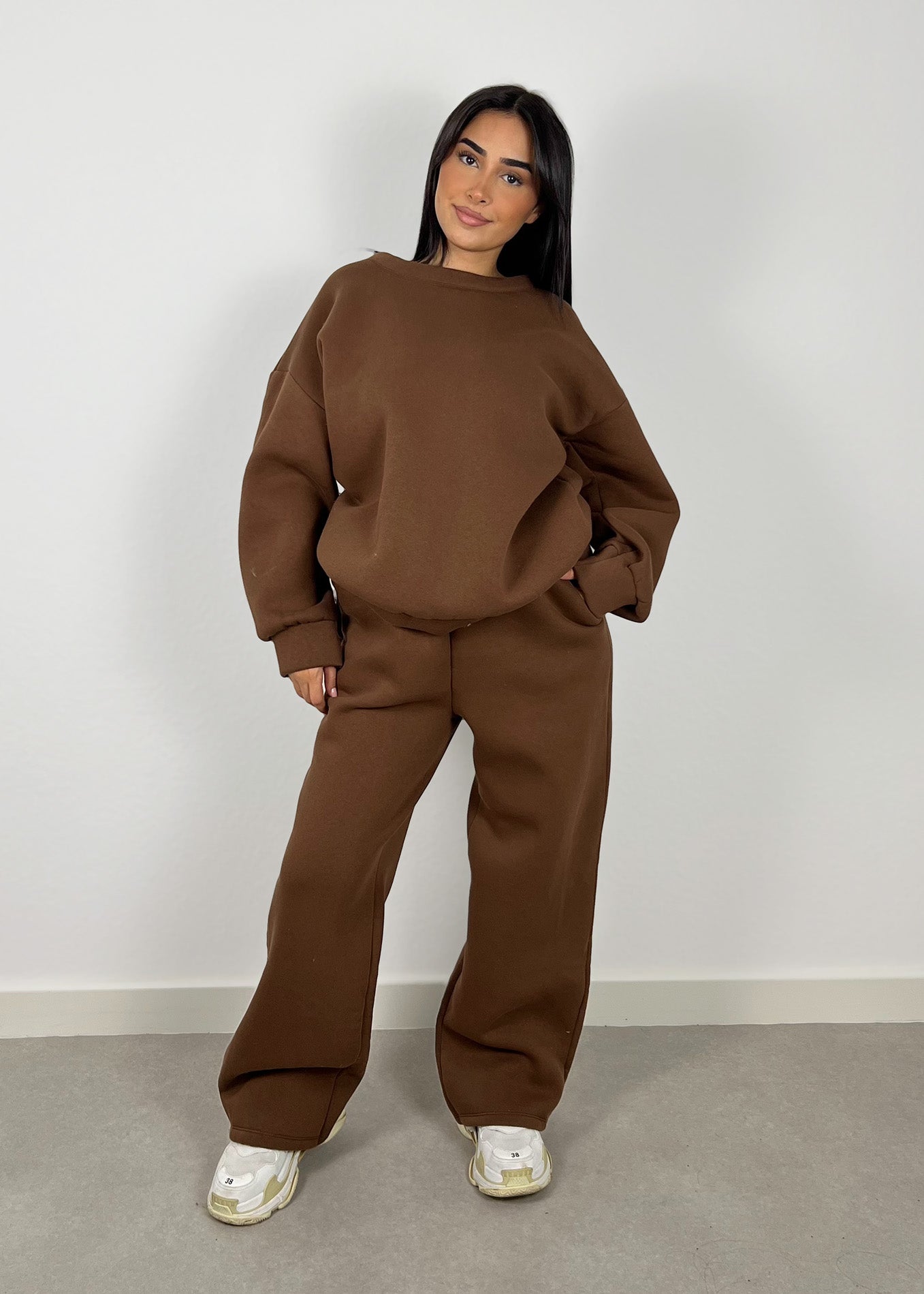 Completo Sportivo Donna alla Moda | Set Attivo Comodo e Trendy 2025 TIAMUSE