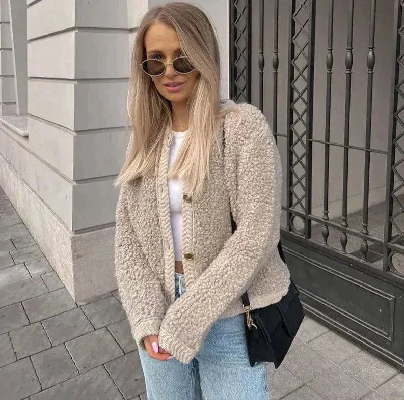 Giacca da Donna in Pile Morbido con Bottoni Sul Davanti | Josefi TIAMUSE Outwear
