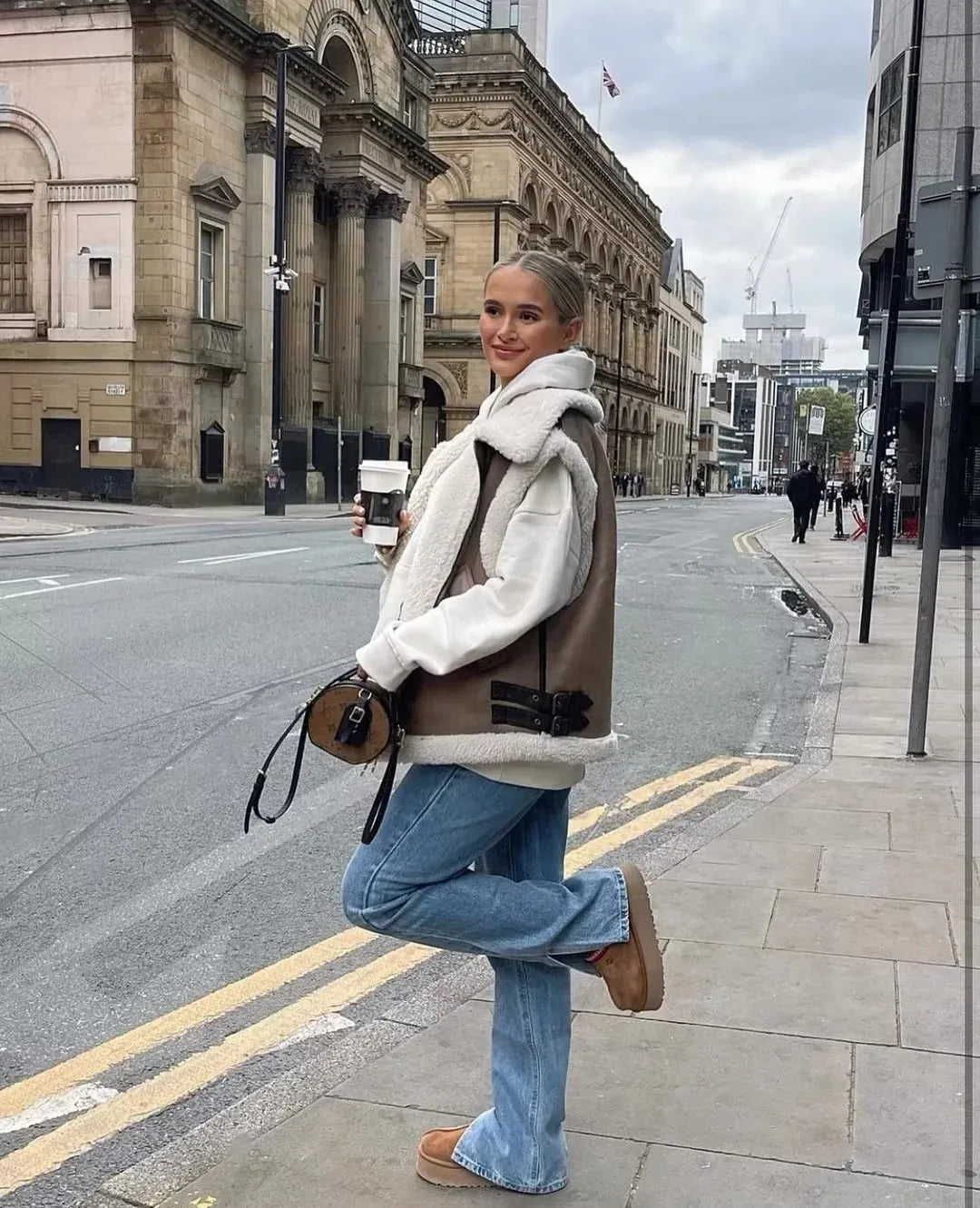 Gilet Teddy Donna Caldo | Gilet Invernale Senza Maniche in Pelliccia Morbida – Evi TIAMUSE November