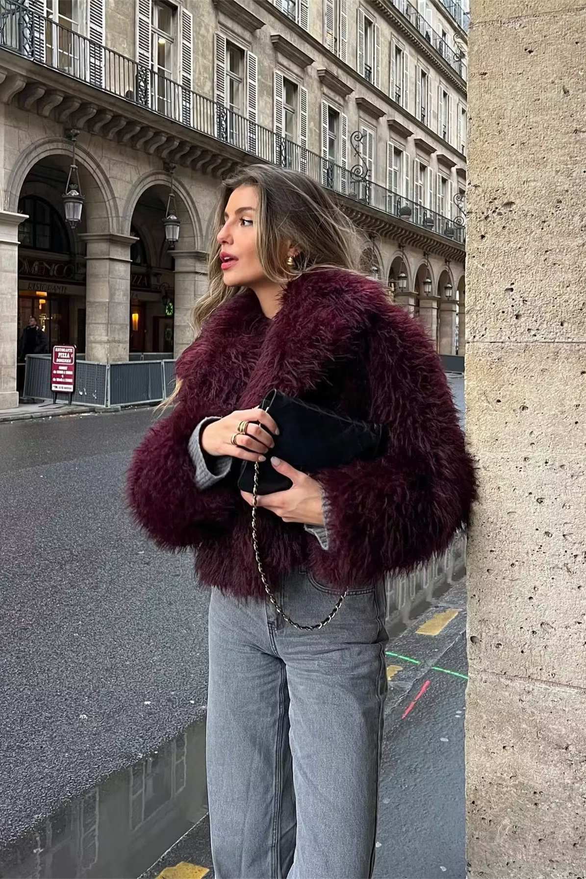 Pelliccia Ecologica Corta da Donna | Cappotto Bordeaux TIAMUSE Outwear