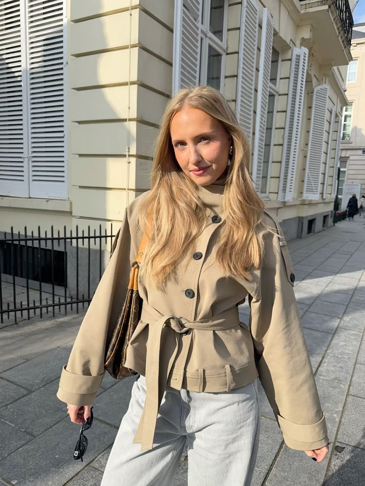 Trench Corto Donna Trend 2025 con Cintura Regolabile | Giada TIAMUSE October