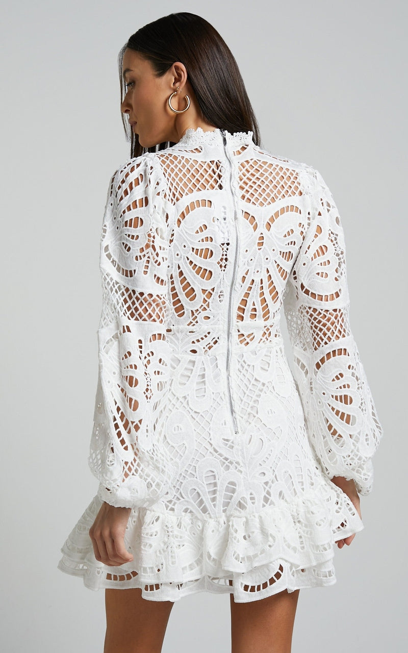 Abito Mini Bianco in Pizzo per l’Estate 2025 – Eleganza per Feste | Chiara TIAMUSE Abito GLAM