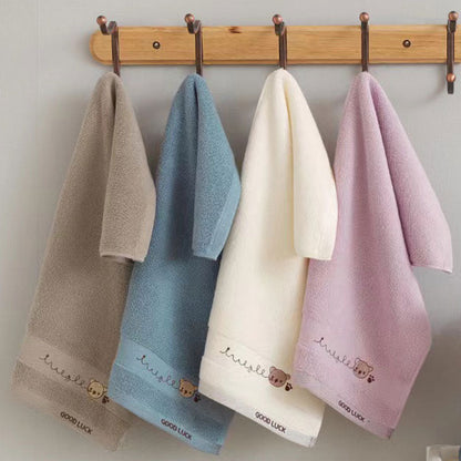 Håndklæde i bomuld med broderi af bjørn til børn | LilBear