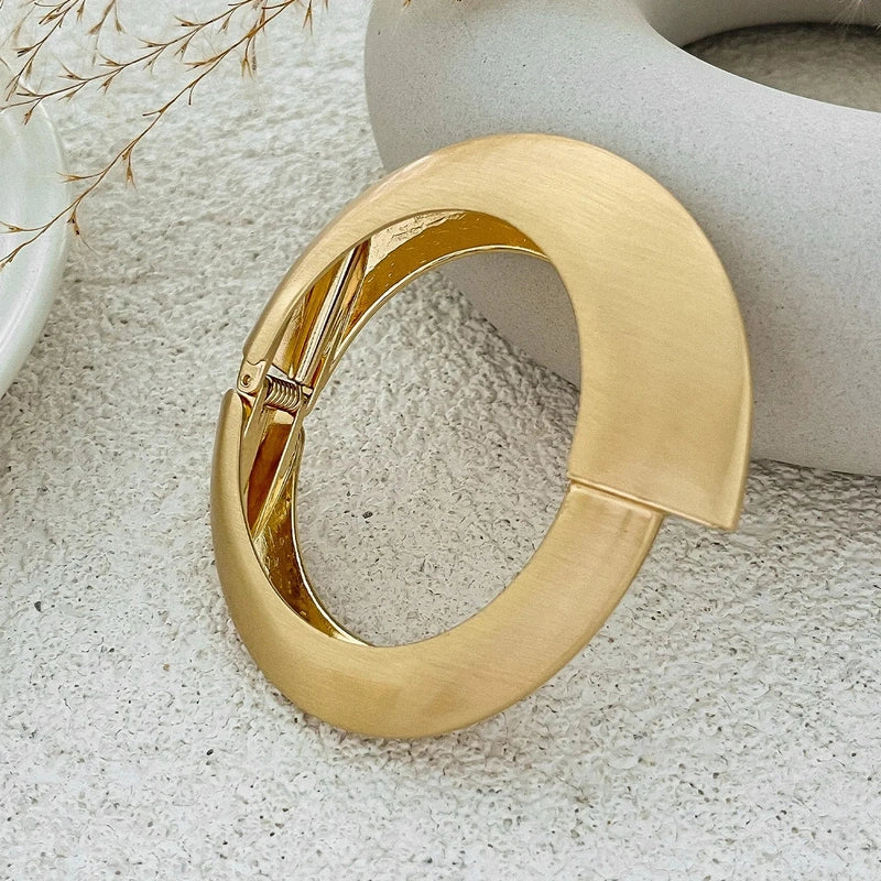 Bracciale Largo Lucido a Onda in Oro – Accessorio Glam per Eventi Estivi TIAMUSE Bracciale