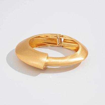 Bracciale Largo Lucido a Onda in Oro – Accessorio Glam per Eventi Estivi TIAMUSE Bracciale