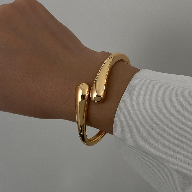 Bracciale Rigido Scultoreo Lucido – Accessorio Elegante Donna 2025 TIAMUSE Bracciali