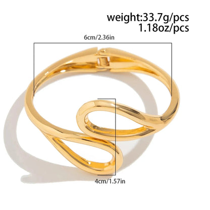 Bracciale dorato con struttura a molla – Il tocco finale per uno stile deciso TIAMUSE ACCESSORI