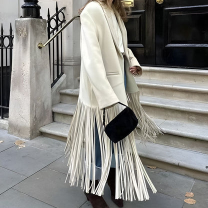 Cappotto Elegante in Bianco crema con Dettaglio Frange TIAMUSE Outwear