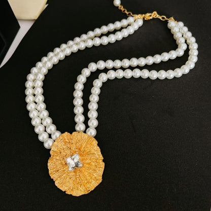 Collana con perle e orecchini ellittici – Gioielli geometrici per look raffinati TIAMUSE ACCESSORI