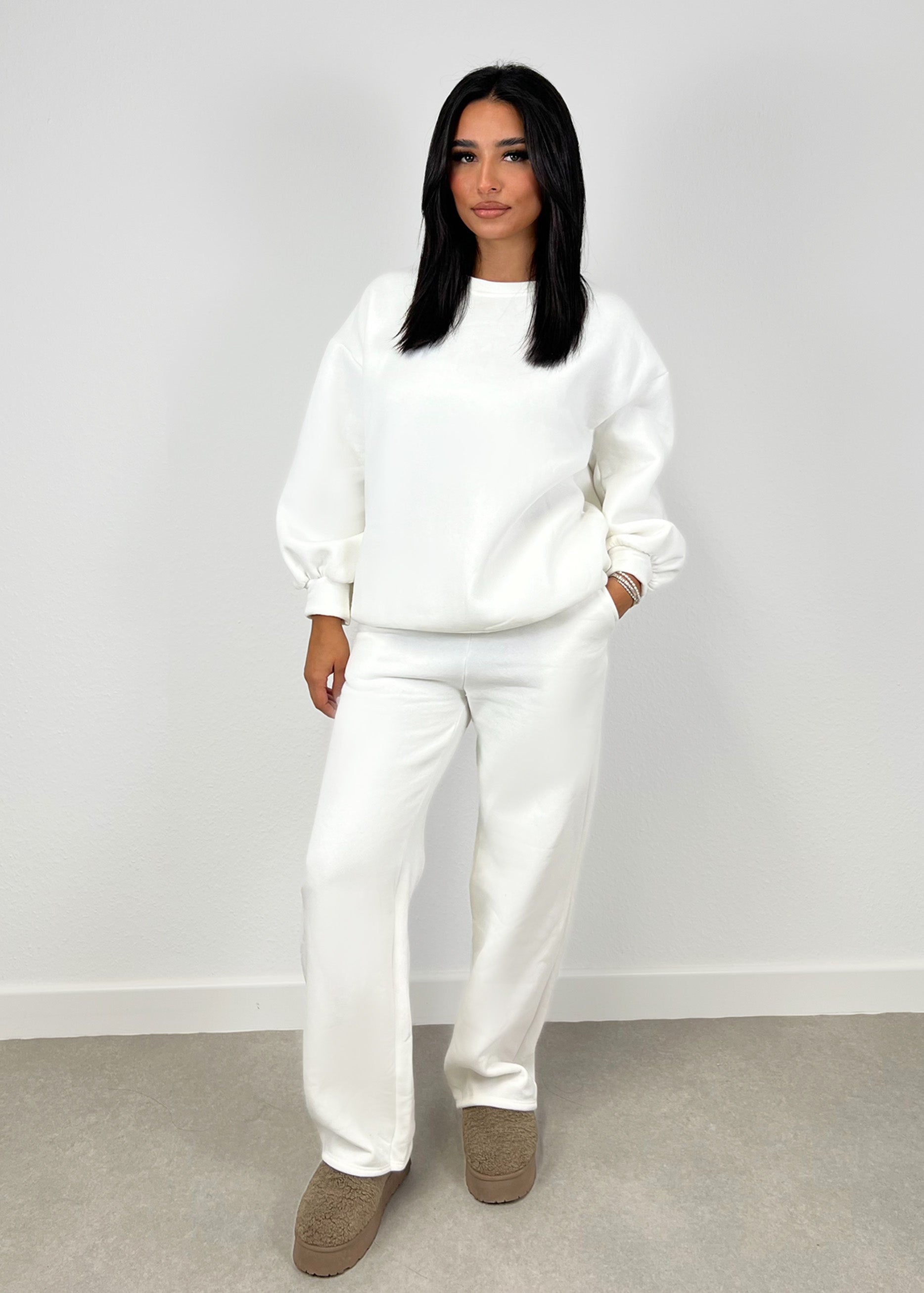 Completo Sportivo Donna alla Moda | Set Attivo Comodo e Trendy 2025 TIAMUSE