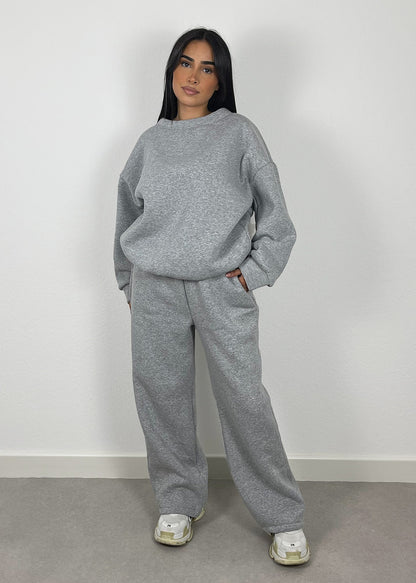 Completo Sportivo Donna alla Moda | Set Attivo Comodo e Trendy 2025 TIAMUSE