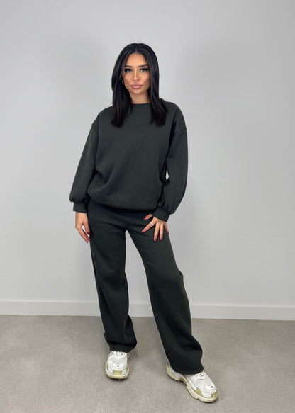 Completo Sportivo Donna alla Moda | Set Attivo Comodo e Trendy 2025 TIAMUSE