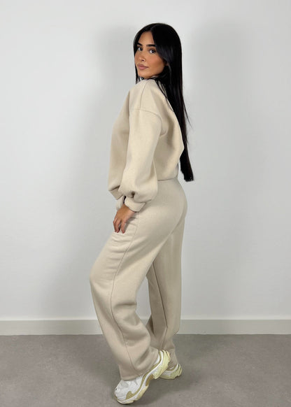 Completo Sportivo Donna alla Moda | Set Attivo Comodo e Trendy 2025 TIAMUSE