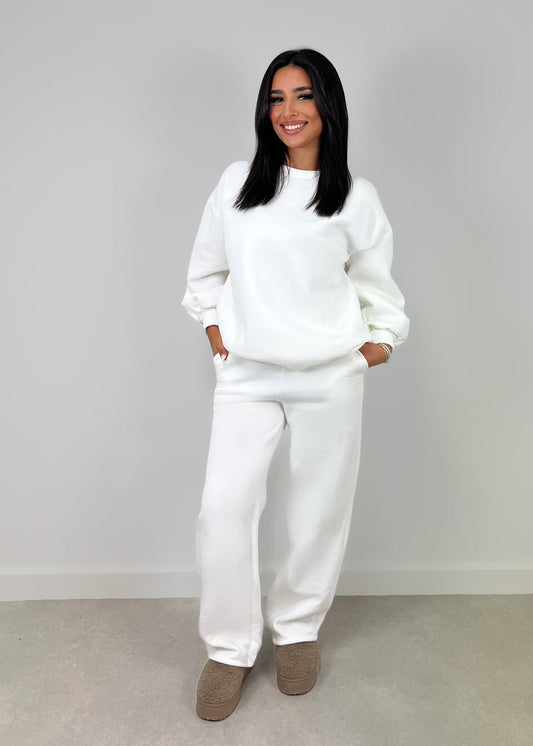 Completo Sportivo Donna alla Moda | Set Attivo Comodo e Trendy 2025 TIAMUSE