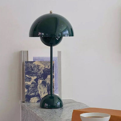 Lampada da Tavolo Flowerpot in Design Danese – Elegante Lampada da Scrivania in Metallo Nordico | Tureis