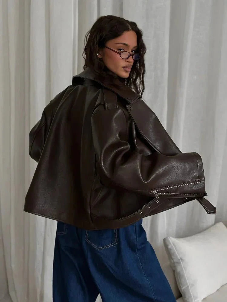 Giacca di Tendenza in Pelle Vegana Oversize - Perfetta per l’Autunno e l’Inverno | Karen TIAMUSE Jackets