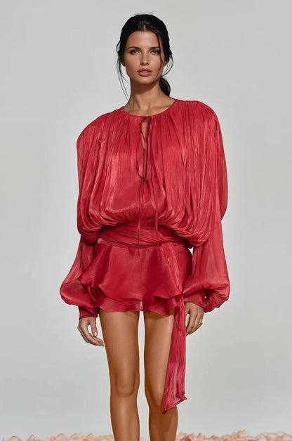 Mini abito rosso con drappeggio – Perfetto per un appuntamento o una festa 2025 TIAMUSE Abito GLAM
