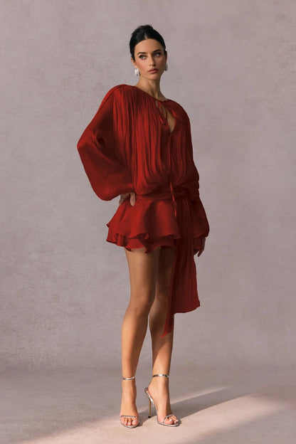 Mini abito rosso con drappeggio – Perfetto per un appuntamento o una festa 2025 TIAMUSE Abito GLAM