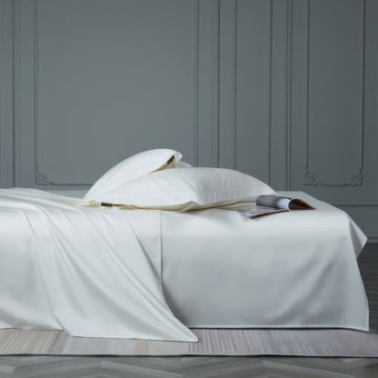 Set di Biancheria da Letto Minimalista Bianca per Hotel, Camere per Ospiti e Case | Dreamis