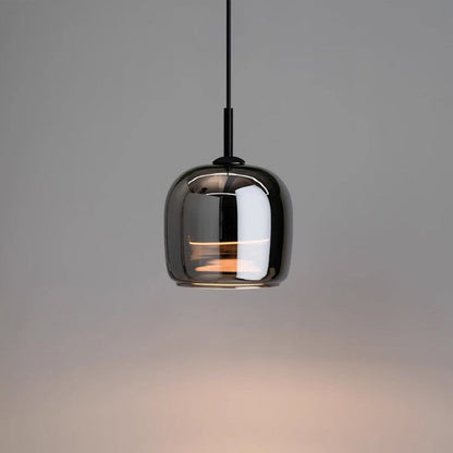 Lampada a Sospensione in Vetro Nero Nordico | Eleganza Moderna per Interni Eleganti - Sterlin
