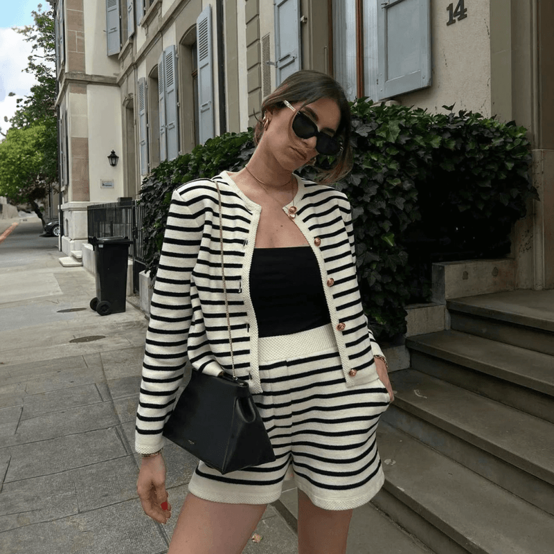 Set Cardigan Striato e Pantaloni Corti a Vita Alta | Beatris TIAMUSE Set