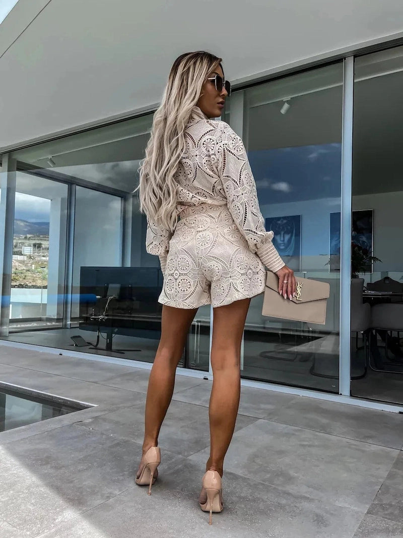 Set Donna con Blusa in Pizzo e Shorts | Outfit di Tendenza e Comodo per Primavera e Estate TIAMUSE Abito GLAM
