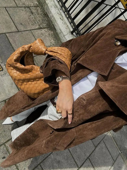 Trench in Camoscio da Donna di Tendenza | Marrone, Vestibilità Sartoriale, Autunno/Inverno TIAMUSE Outwear
