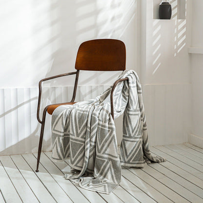 Couverture Tricot Géométrique Nordique - Couverture Élégante pour Canapé et Écharpe Confortable | Stellin